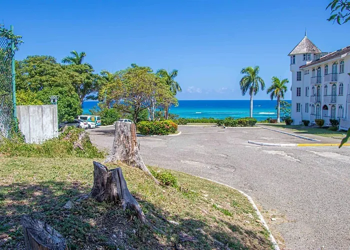 Apartment Malibu Ocean View *